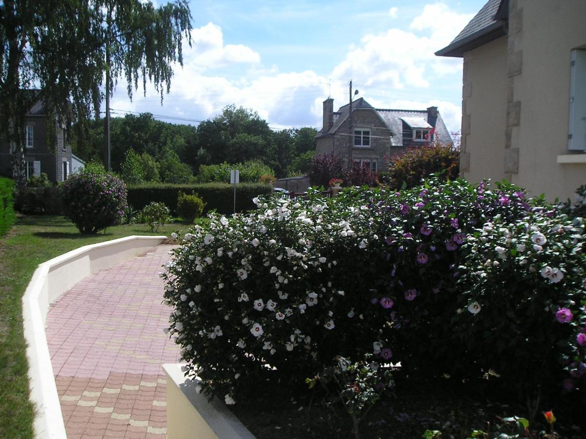 Les Hortensias Saint-Pierre-de-Plesguen Zewnętrze zdjęcie